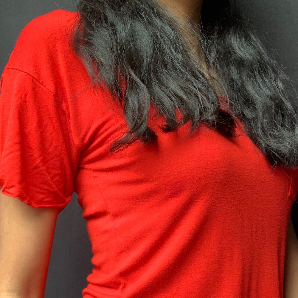Red top - Picture 5 of 5